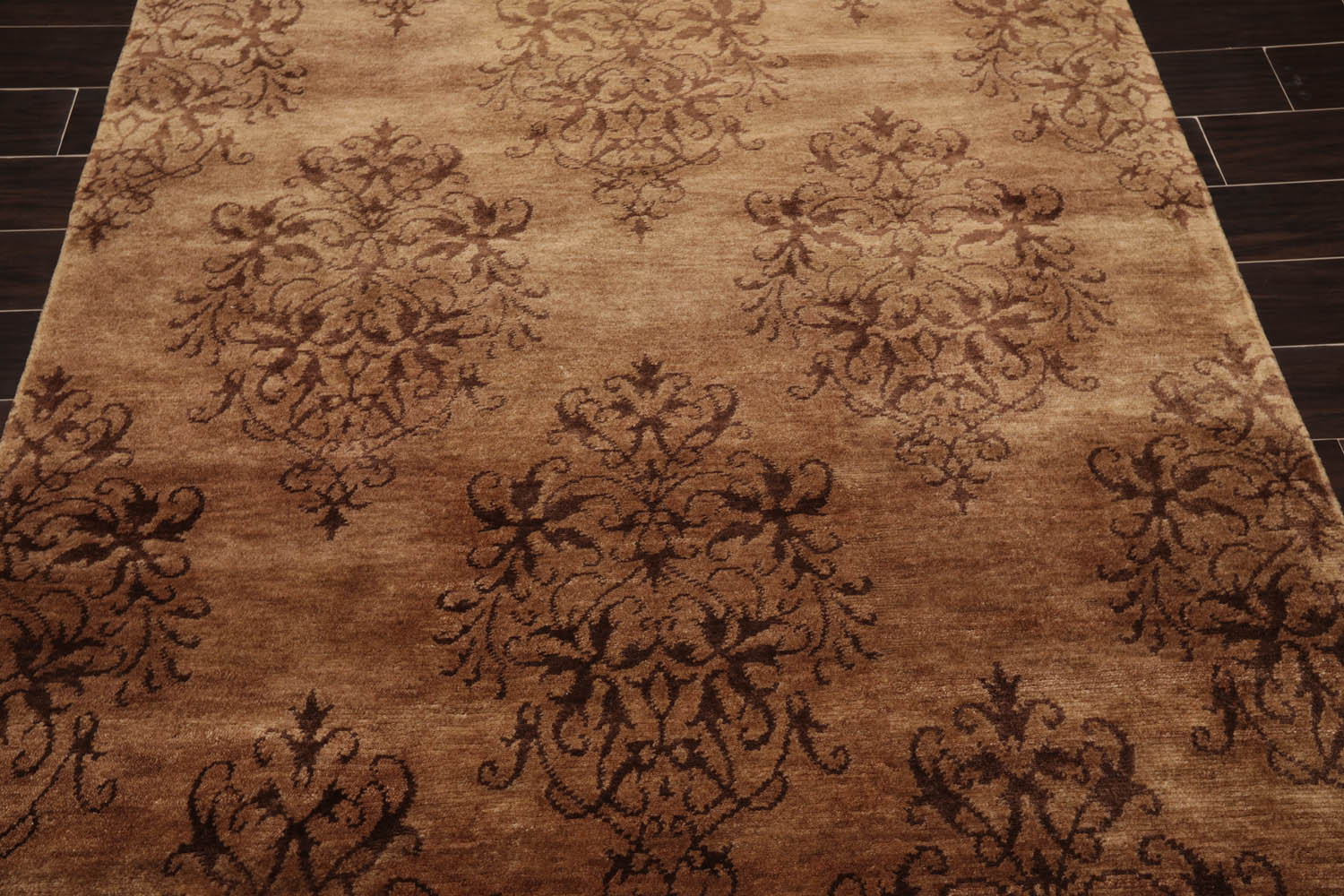 5x8 Tan, Brown, Color Hand Knotted  100% Wool Transitional Oriental Rug