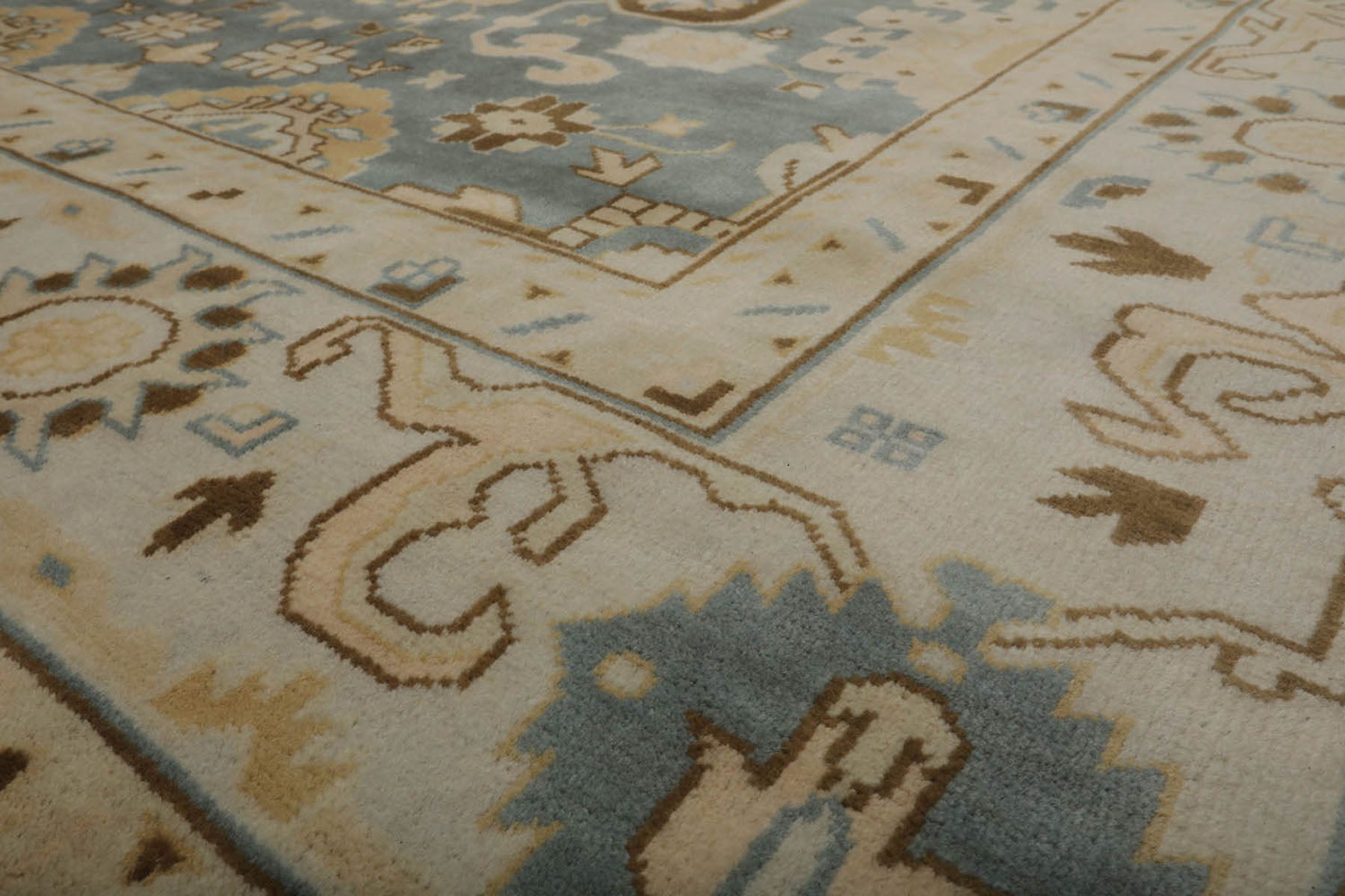 9x12 Celadon, Beige, Gray Color Hand Knotted  100% Wool Traditional Oriental Rug