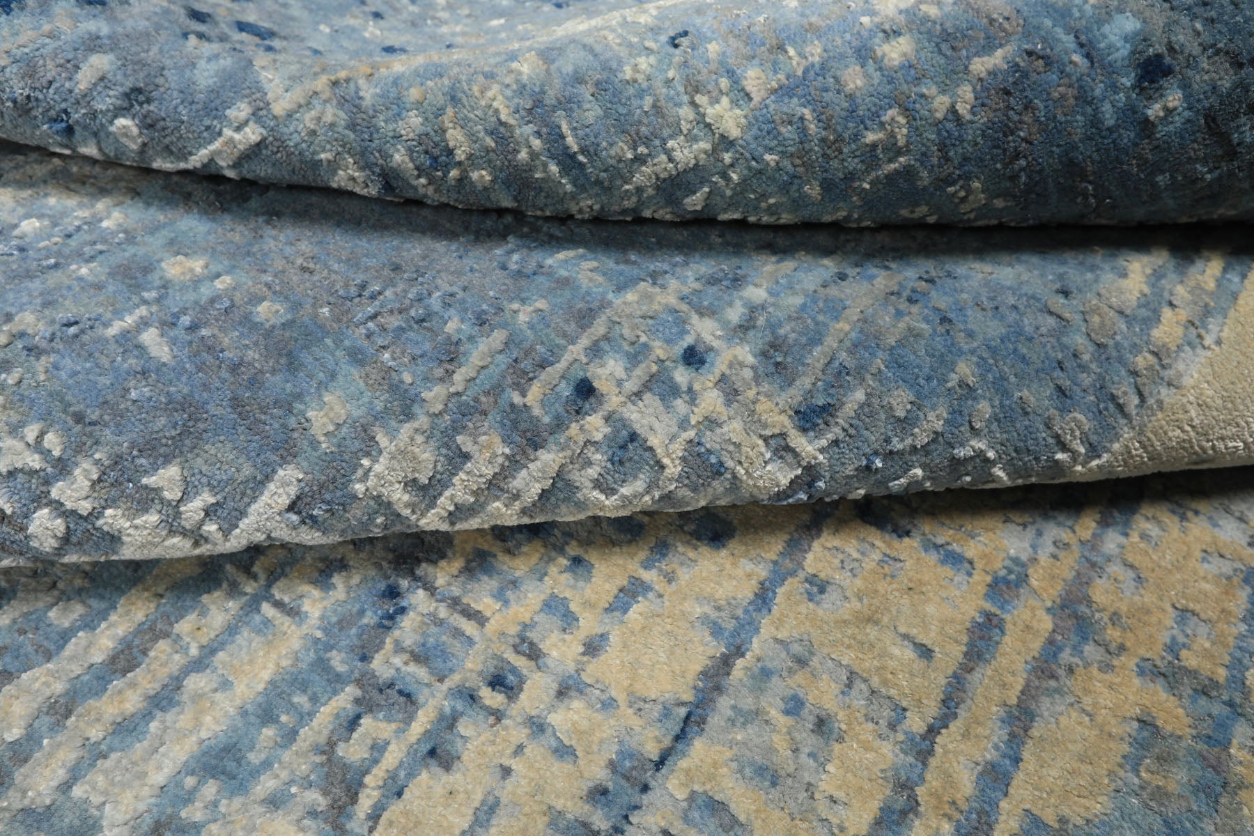 Knotted Rug Beige Blue Hand Knotted 8'x10' Sherpa Modern Contemporary Wool and Silk Oriental Area Rug