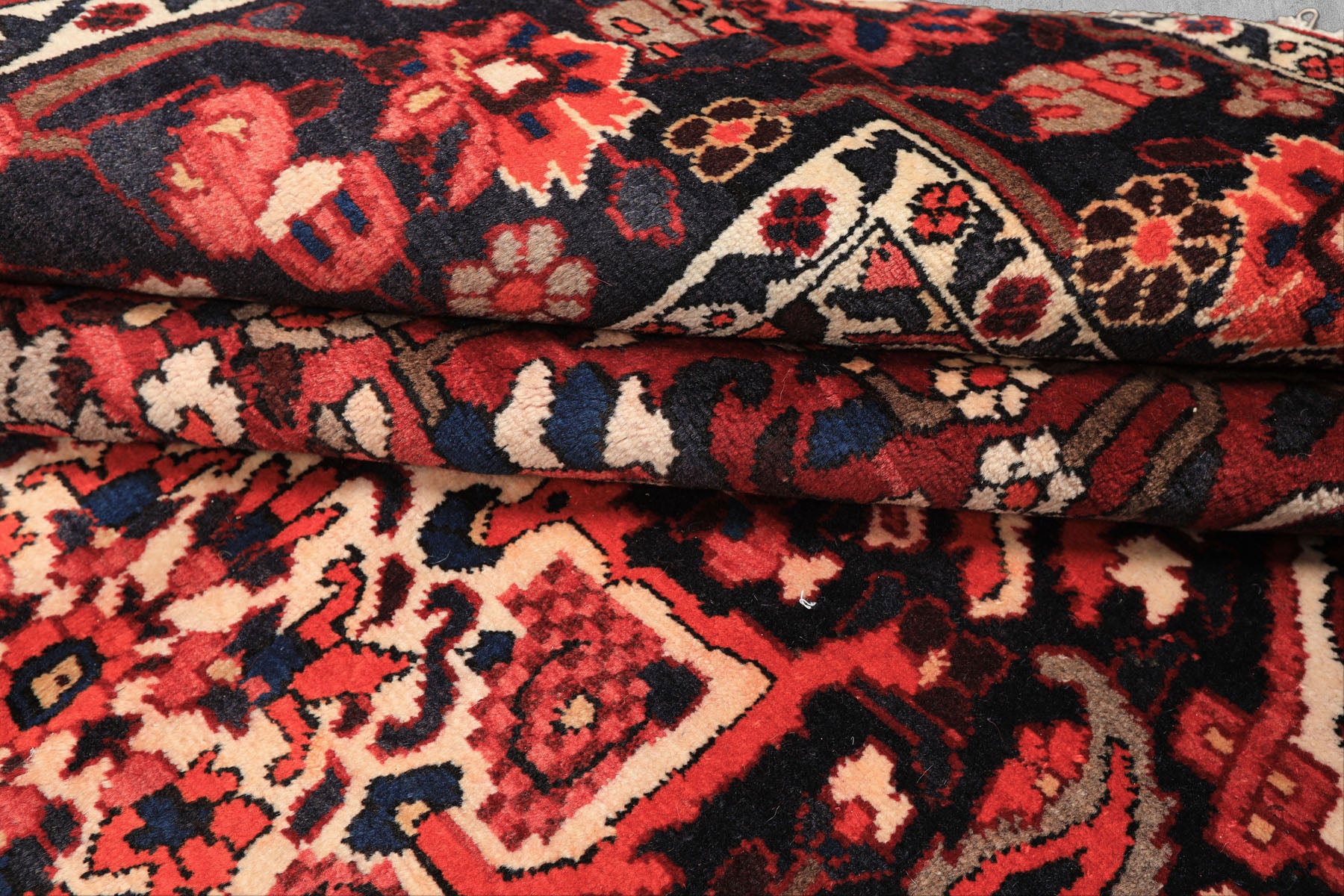 7x10 Rust, Ivory, Midnight Blue Color Hand Knotted Bakhtiari Wool Traditional Oriental Rug