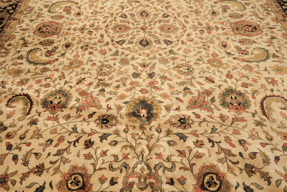 Palace Beige, Black, Maroon Color Hand Knotted Agra New Zealand Wool Traditional Oriental Rug