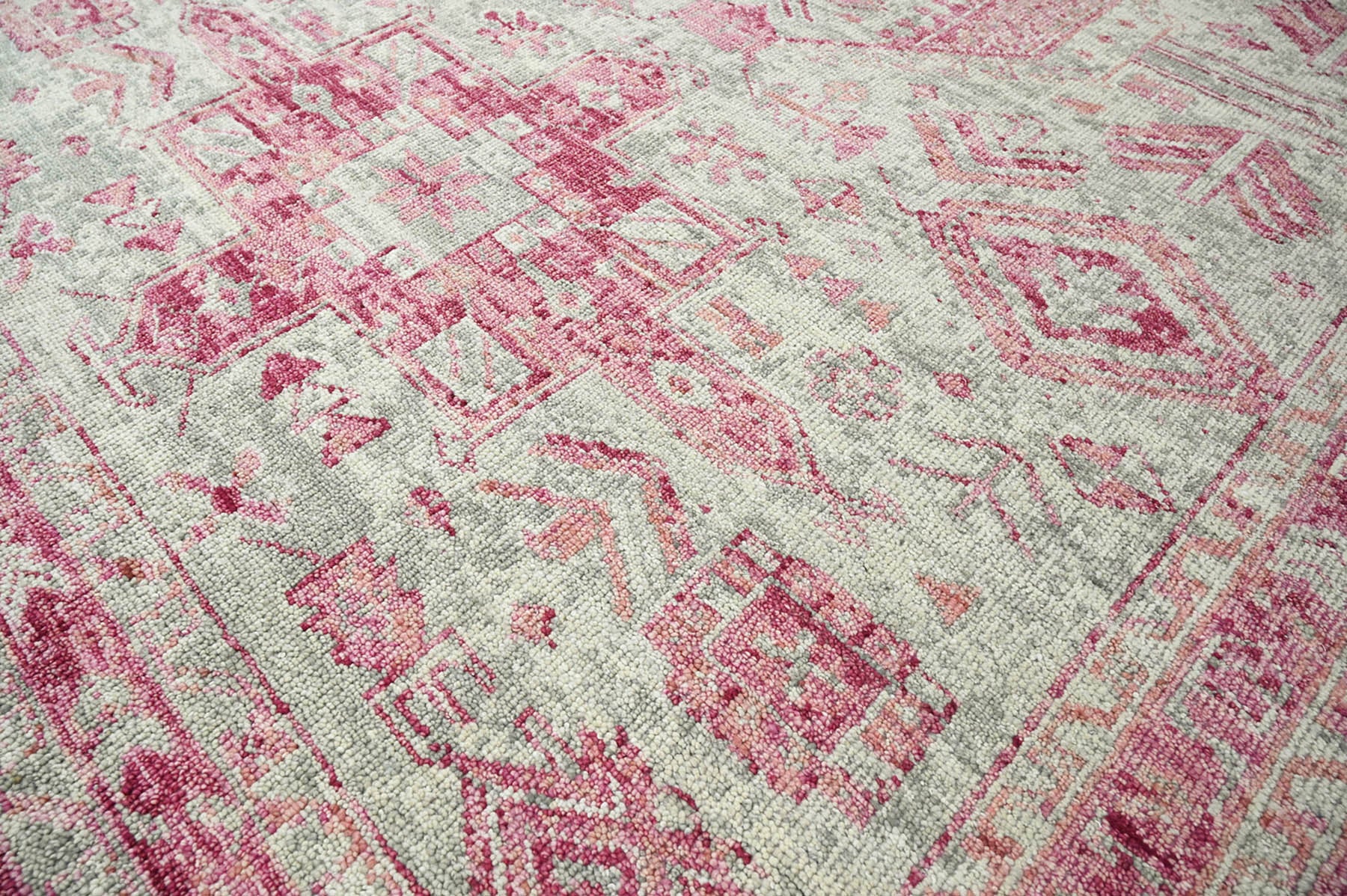 Multi Size Gray Beige Pink Color Hand Knotted Indo Oushak Wool Traditional Oriental Rug