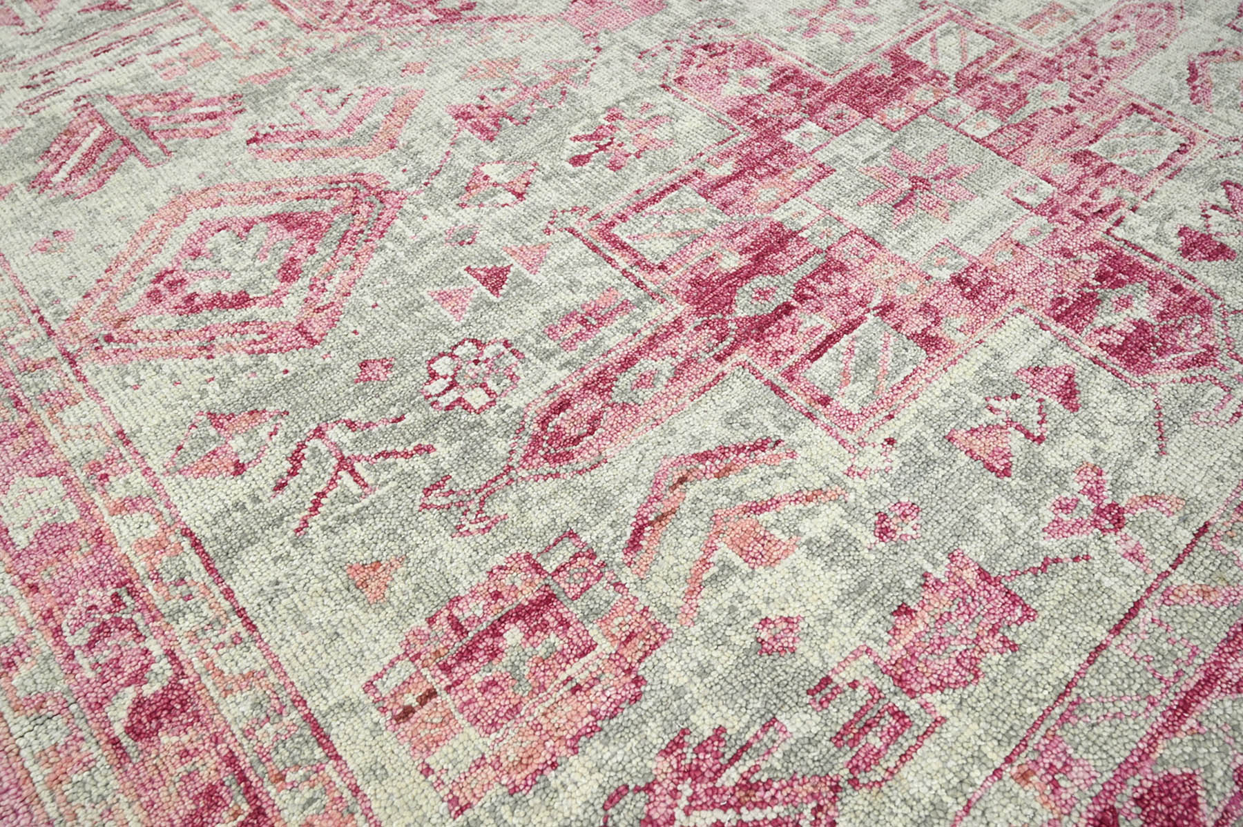 Multi Size Gray Beige Pink Color Hand Knotted Indo Oushak Wool Traditional Oriental Rug