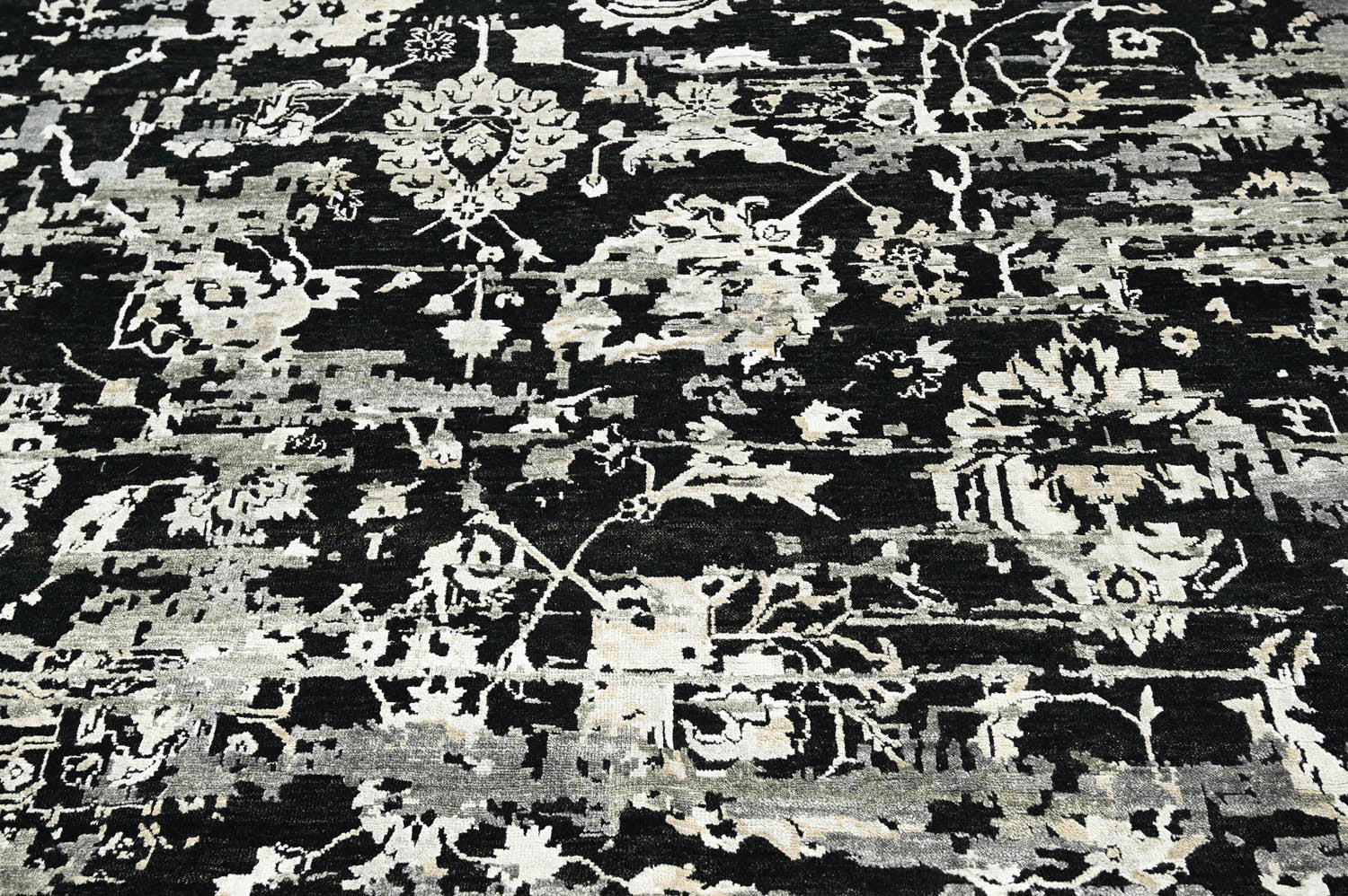 8x10 Black, Gray, Color Hand Knotted  Wool Transitional Oriental Rug