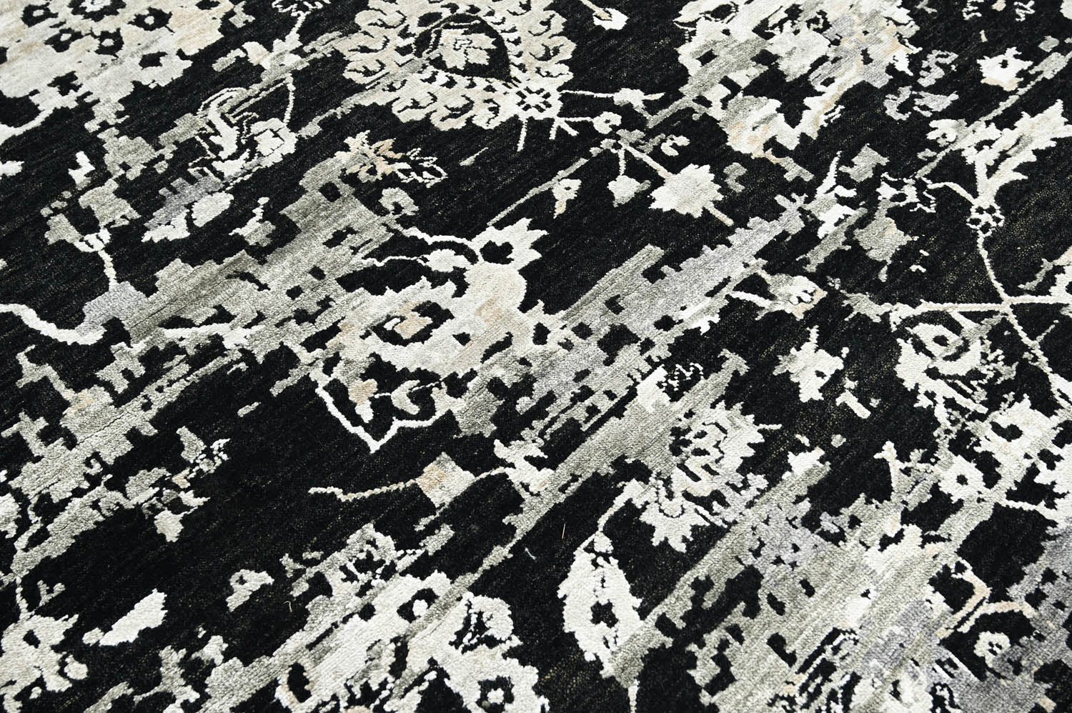 8x10 Black, Gray, Color Hand Knotted  Wool Transitional Oriental Rug