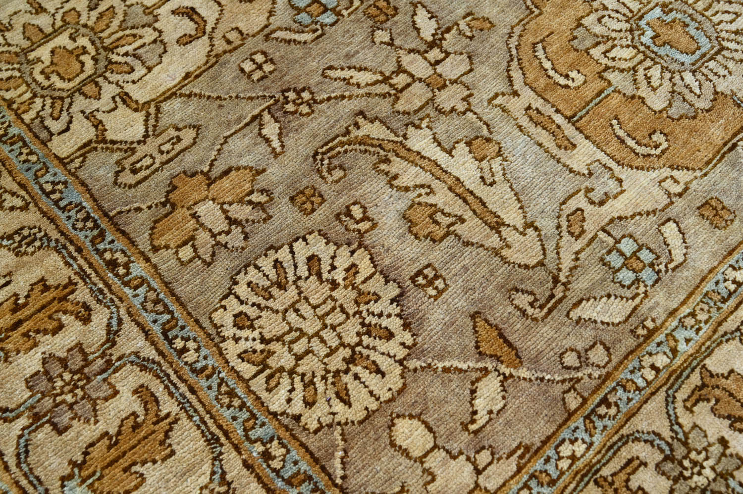 5x8 Gold, Beige, Blue Color Hand Knotted Oushak Wool Traditional Oriental Rug