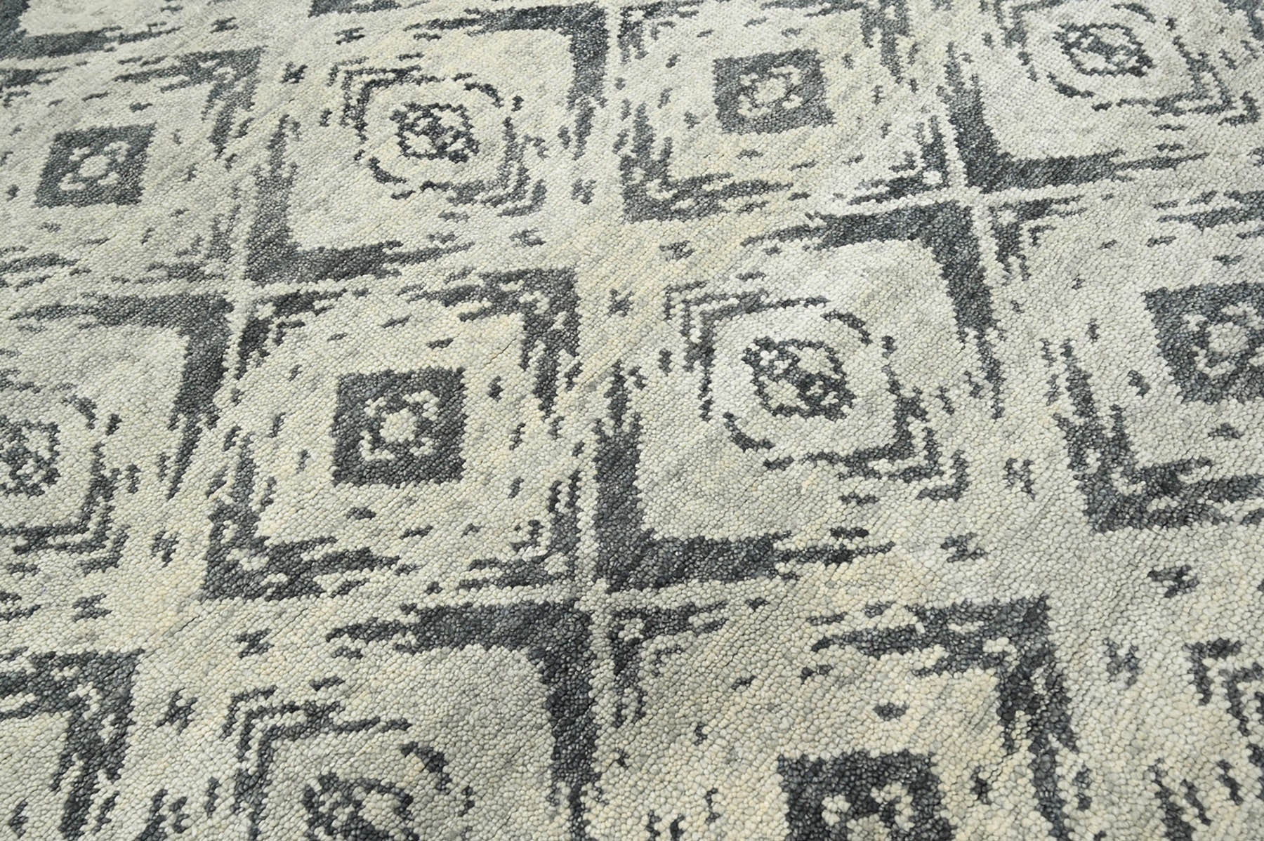 Multi Size Tone On Tone Gray Color Hand Knotted Indo Oushak Wool Modern & Contemporary Oriental Rug