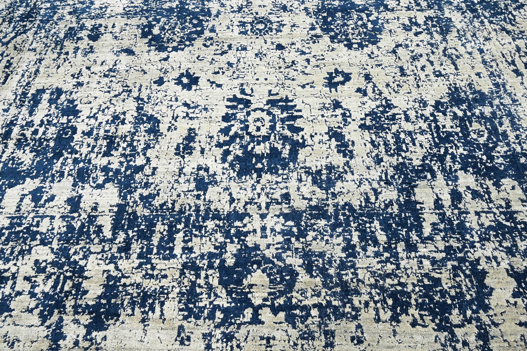 Multi Size Gray Blue Color Hand Knotted Oushak Wool Transitional Oriental Rug